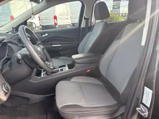 Ford Escape 2017 AWD SE SUV de 4 puertas