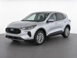 Ford Escape 2024 con tracción en las ruedas AWD y 4 puertas SUV
