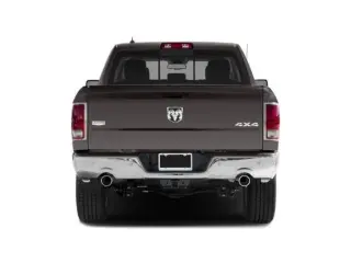 Ram 1500 2015 4x4 Laramie cabina doble de 4 puertas batea corta de 1.7 m