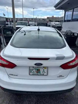 Ford Focus 2013 SE Sedán de 4 puertas