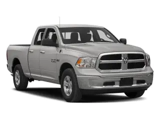 Ram 1500 2016 4x4 Tradesman 4 puertas Quad Cab 6.3 ft. SB Camión