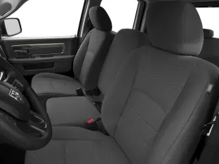 Ram 1500 2016 4x4 Tradesman 4 puertas Quad Cab 6.3 ft. SB Camión
