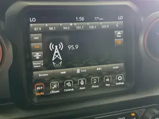 Jeep Gladiator 2021 4x4 Mojave 4 puertas Cabina Doble Caja Corta 5.0 pies