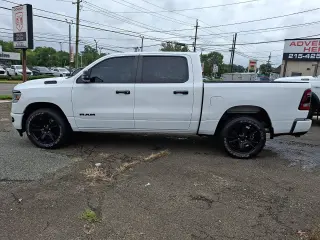 Ram 1500 2023 4x4 Big Horn 4dr Crew Cab 5.6 ft. SB Pickup