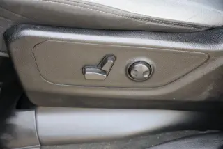 Ram 1500 2022 4x2 Big Horn de 4 puertas, cabina doble, caja corta de 6.4 pies