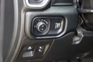 Ram 1500 2022 4x2 Big Horn de 4 puertas, cabina doble, caja corta de 6.4 pies
