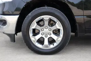 Ram 1500 2022 4x2 Big Horn de 4 puertas, cabina doble, caja corta de 6.4 pies