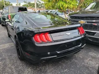 Ford Mustang 2022 EcoBoost Fastback 2 puertas