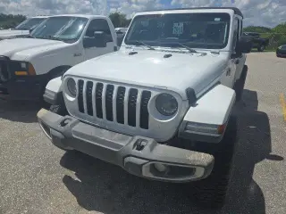 Jeep Gladiator 2023 4x4 Willys Sport 4 puertas Cabina tripulación 5.0 pies. SB