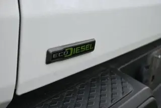Jeep Gladiator 2023 4x4 Willys Sport 4 puertas Cabina tripulación 5.0 pies. SB