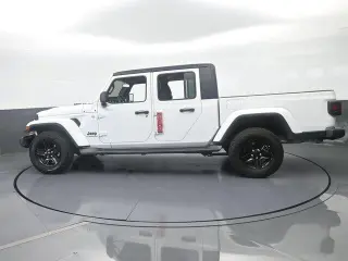 Jeep Gladiator 2021 4x4 Sport 4 puertas Crew Cab Caja corta de 5.0 pies
