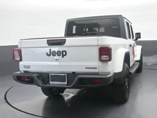 Jeep Gladiator 2021 4x4 Sport 4 puertas Crew Cab Caja corta de 5.0 pies
