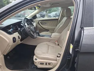 Ford Taurus 2015 Limited 4dr Sedán