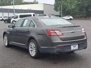 Ford Taurus 2015 Limited 4dr Sedán