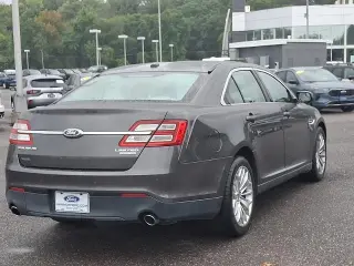 Ford Taurus 2015 Limited 4dr Sedán