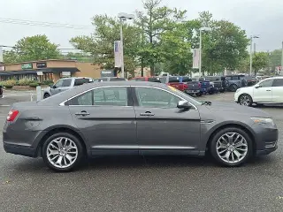 Ford Taurus 2015 Limited 4dr Sedán