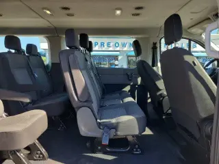 Furgoneta de pasajeros Ford Transit 2024 350 XL 3 puertas LWB de techo bajo