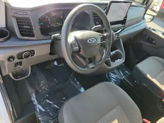 Furgoneta de pasajeros Ford Transit 2024 350 XL 3 puertas LWB de techo bajo