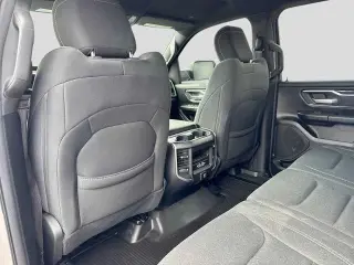 Ram 1500 2019 4x4 Big Horn 4dr Crew Cab 5.6 ft. SB Pickup
