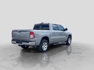 Ram 1500 2019 4x4 Big Horn 4dr Crew Cab 5.6 ft. SB Pickup