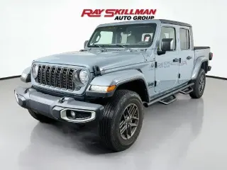 Jeep Gladiator 2024 4x4 Sport S Cabina Doble 4 puestas batea de 1.5 m
