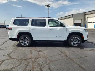 Jeep Wagoneer 2024 4x4 Serie II SUV de 4 puertas