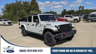 Jeep Gladiator 2021 4x4 Sport 4 puertas Cabina Crew 5.0 pies SB