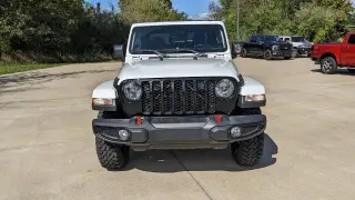 Jeep Gladiator 2021 4x4 Sport 4 puertas Cabina Crew 5.0 pies SB