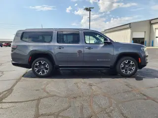 Jeep Wagoneer L 2024 4x4 Serie III 4dr SUV