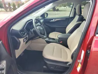 Ford Escape Hybrid 2021 Titanium SUV 4 puertas