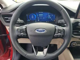 Ford Escape Hybrid 2021 Titanium SUV 4 puertas