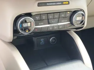 Ford Escape Hybrid 2021 Titanium SUV 4 puertas