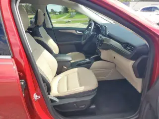 Ford Escape Hybrid 2021 Titanium SUV 4 puertas