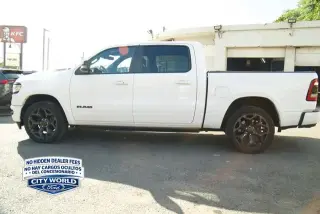 Ram 1500 2021 4x4 Limited Cabina Crew 4 puertas 5.6 ft. SB Pickup