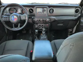 Jeep Gladiator 2022 4x4 Sport 4dr Cabina de Crew 5.0 ft. SB