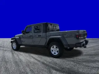 Jeep Gladiator 2022 4x4 Sport 4dr Cabina de Crew 5.0 ft. SB