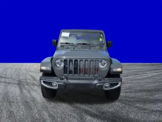 Jeep Gladiator 2022 4x4 Sport 4dr Cabina de Crew 5.0 ft. SB