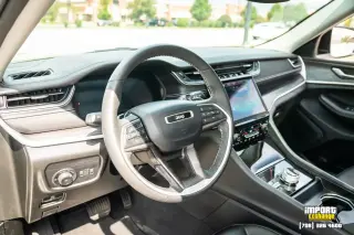 Jeep Grand Cherokee 2023 4x4 Limited SUV de 4 puertas