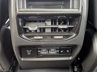 Jeep Grand Cherokee 2023 4x4 Limited SUV de 4 puertas