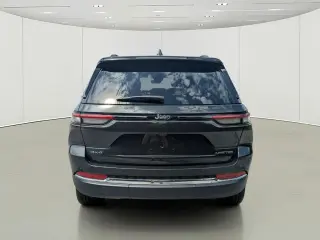 Jeep Grand Cherokee 2023 4x4 Limited SUV de 4 puertas