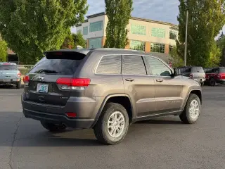 Jeep Grand Cherokee 2019 4x4 Laredo SUV de 4 puertas