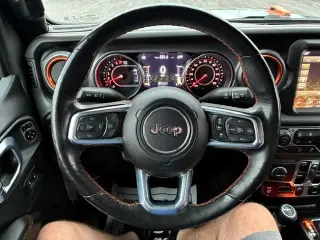 Jeep Gladiator 2020 4x4 Mojave 4 puertas Cabina Doble caja corta de 5.0 pies