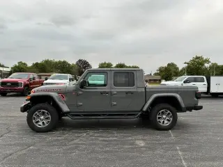 Jeep Gladiator 2020 4x4 Mojave 4 puertas Cabina Doble caja corta de 5.0 pies