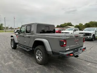 Jeep Gladiator 2020 4x4 Mojave 4 puertas Cabina Doble caja corta de 5.0 pies