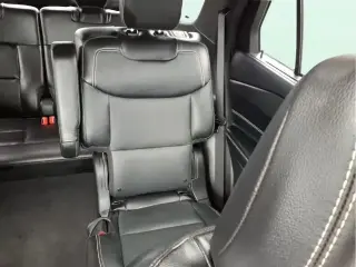 Ford Explorer 2023 AWD ST SUV de 4 puertas