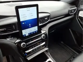 Ford Explorer 2023 AWD ST SUV de 4 puertas