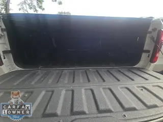 Ram 1500 2023 4x4 Laramie Cabina de Crew de 4 puertas con cama de 5.6 pies