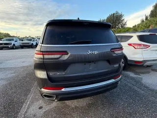 Jeep Grand Cherokee L 2022 4x4 Summit SUV de 4 puertas