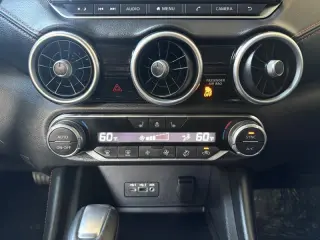 2022 Nissan Sentra SR Xtronic CVT