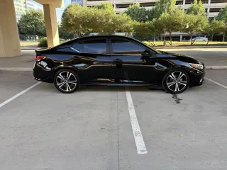 2022 Nissan Sentra SR Xtronic CVT
